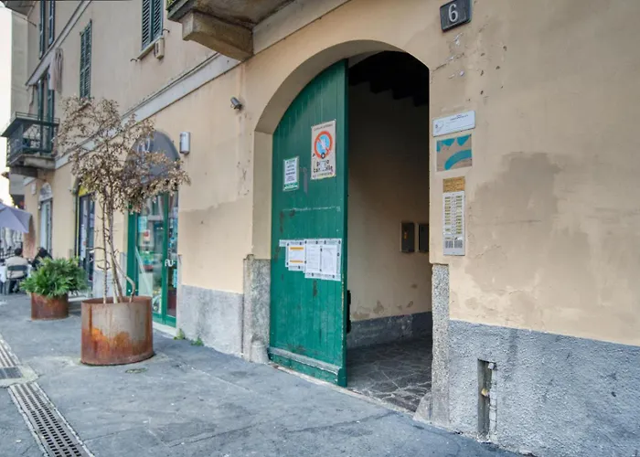 Milano Navigli Vicino Al Duomo